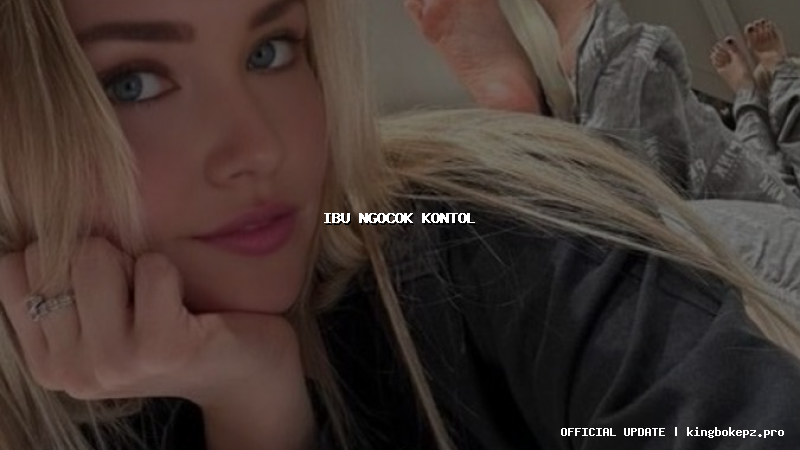 ibu ngocok kontol