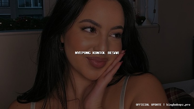 nyepong kontol besar